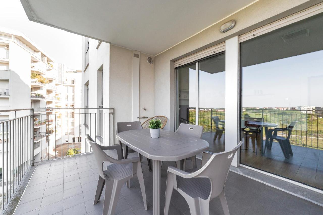 Milano Rogoredo Apt With Terrace! Apartment Exterior photo