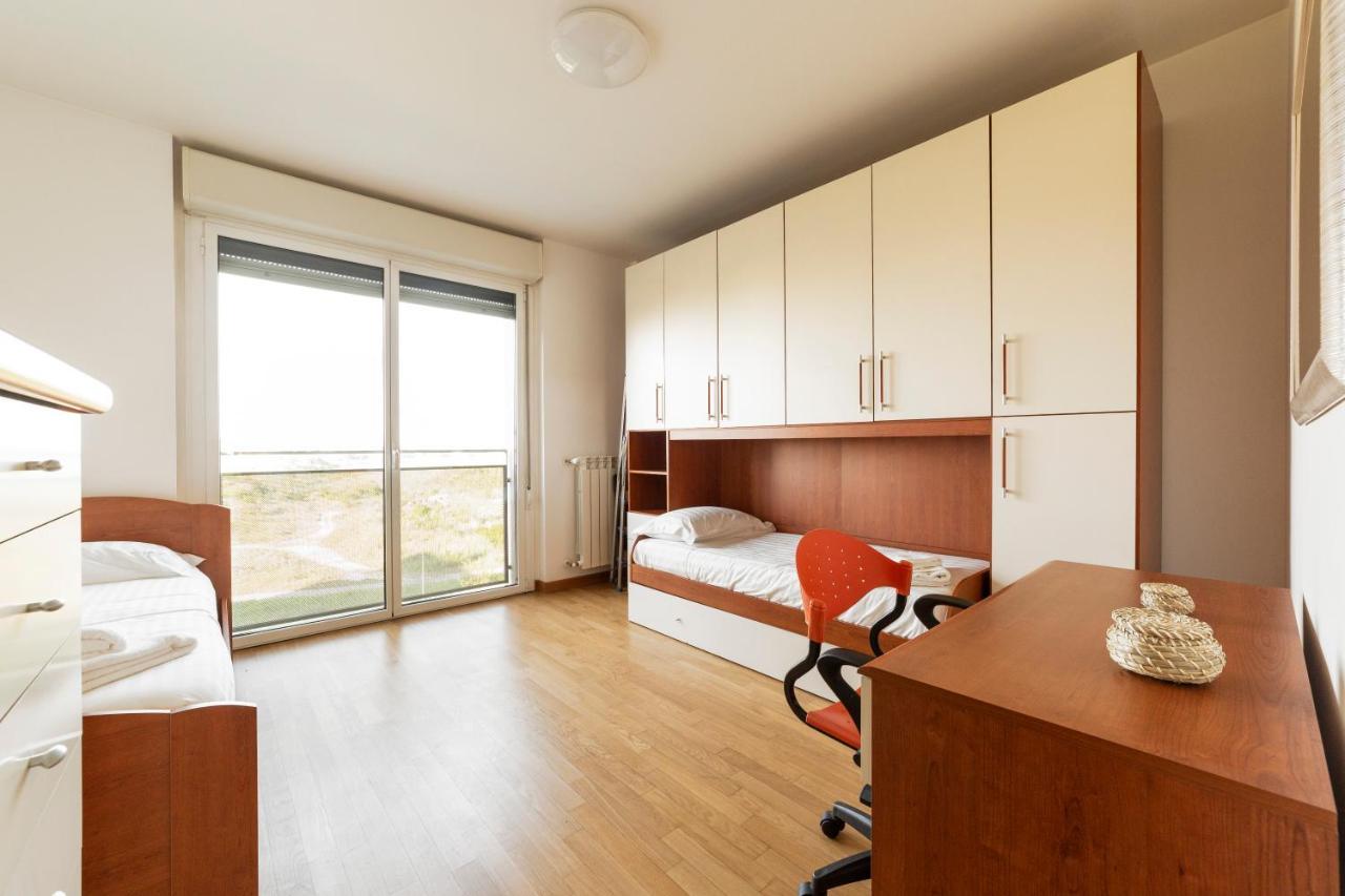 Milano Rogoredo Apt With Terrace! Apartment Exterior photo