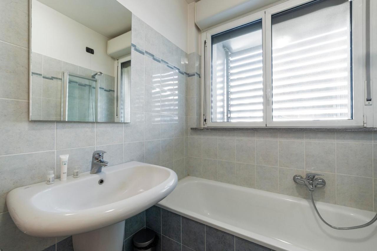 Milano Rogoredo Apt With Terrace! Apartment Exterior photo